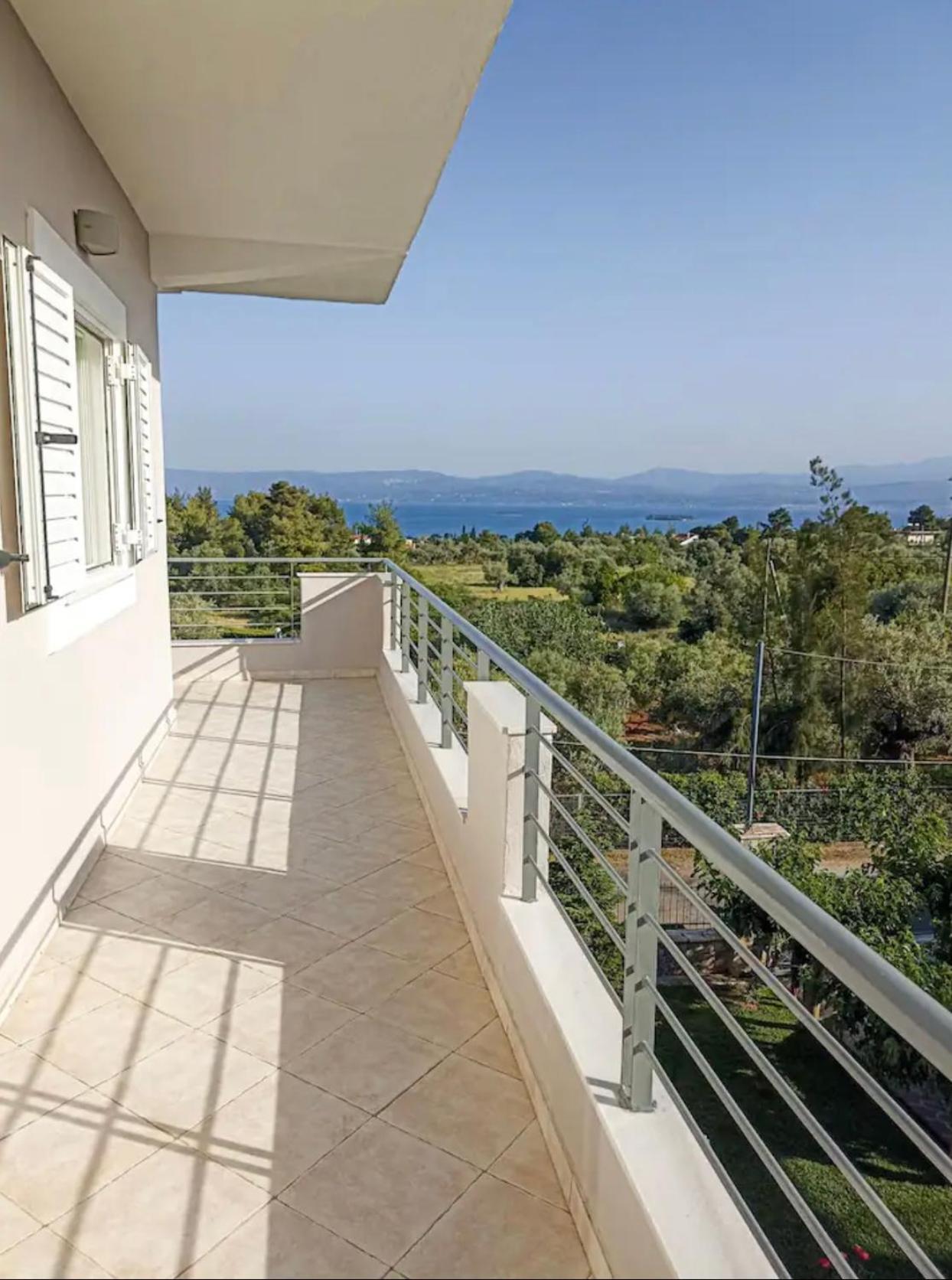Eretria Homestay Eksteriør billede