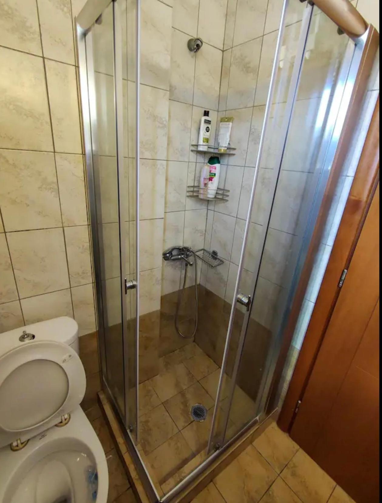 Eretria Homestay Eksteriør billede